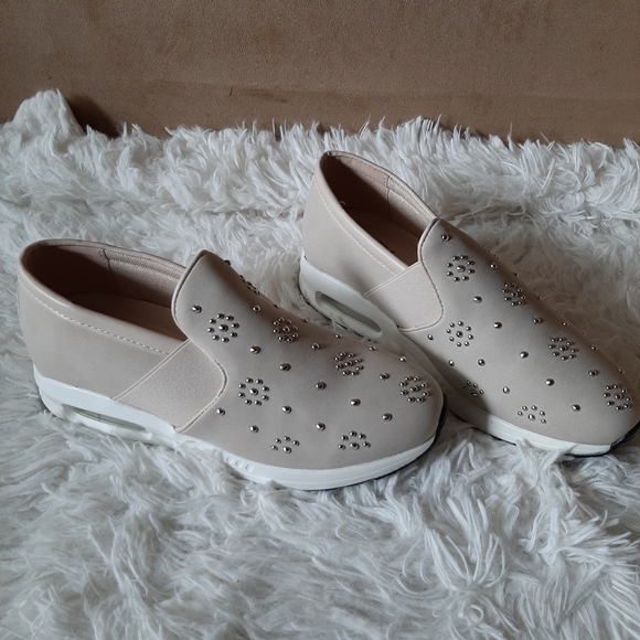 Agatha Paris Shoes - Beige Slip On Sneakers